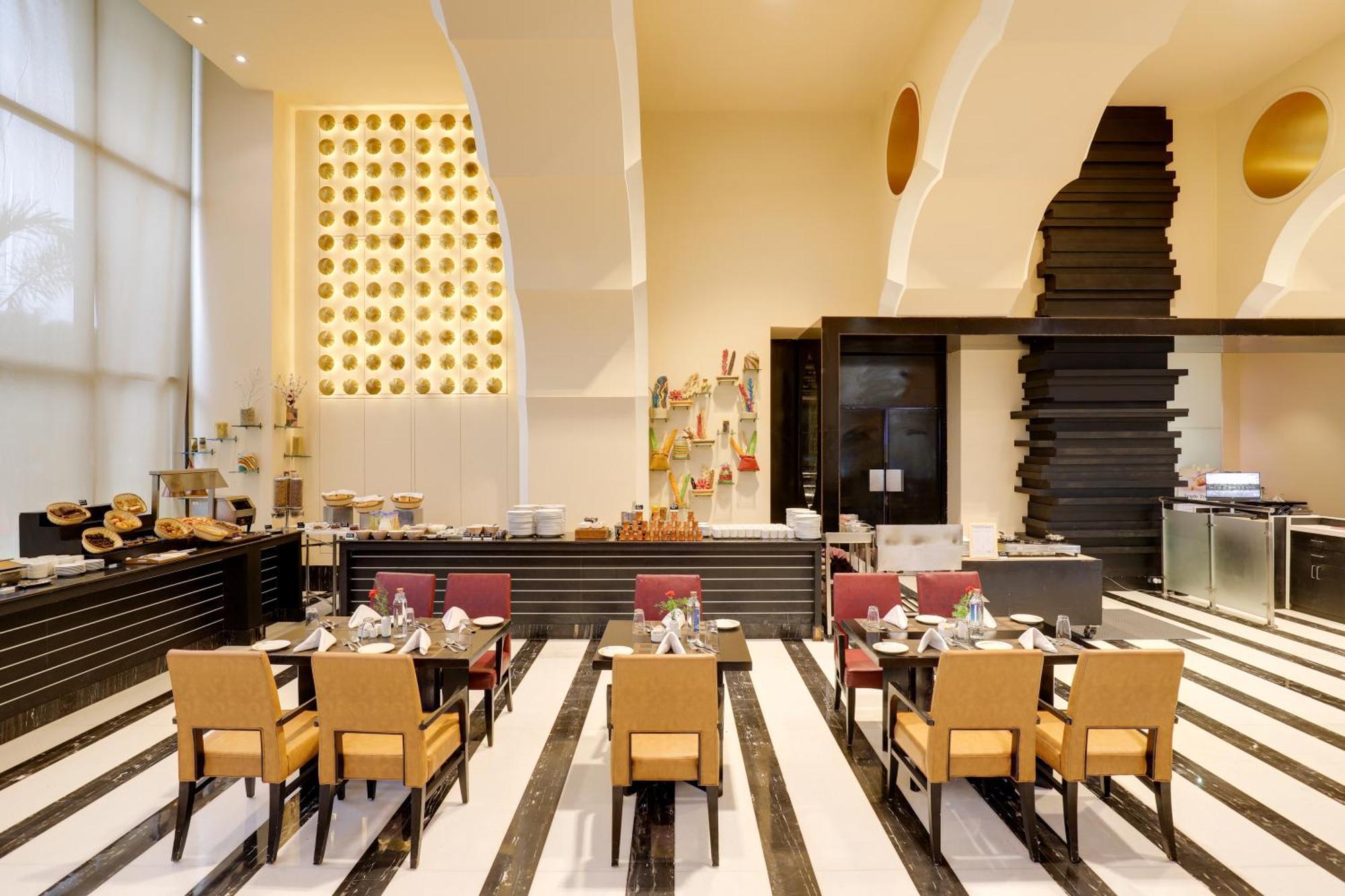 Saura Hotel, Agra - A Club Mahindra Associate Exterior foto