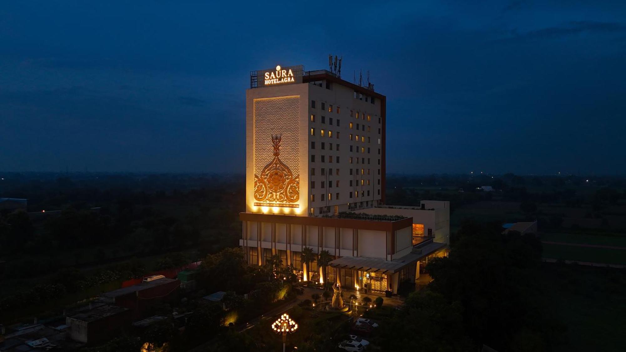 Saura Hotel, Agra - A Club Mahindra Associate Exterior foto