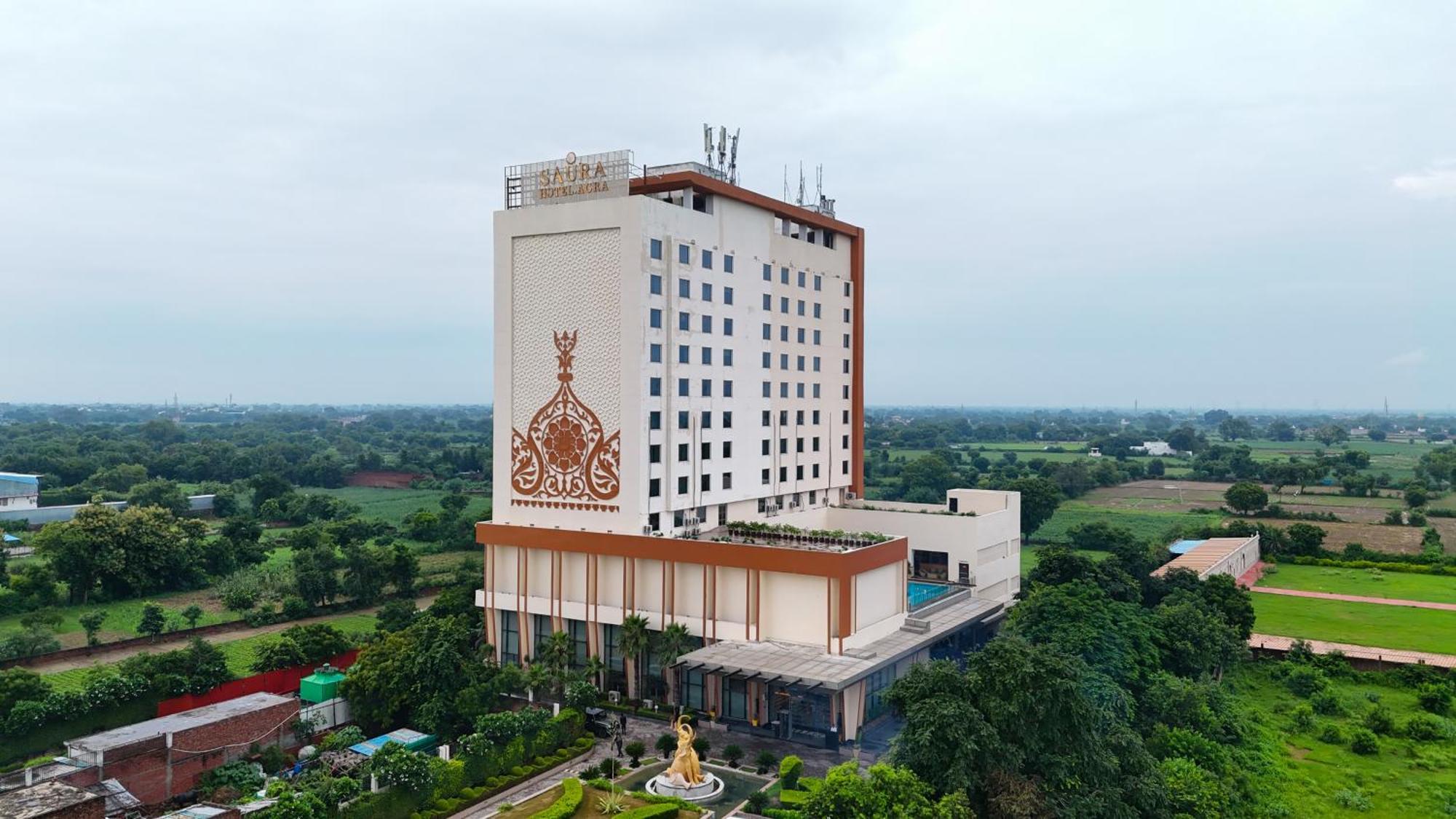 Saura Hotel, Agra - A Club Mahindra Associate Exterior foto